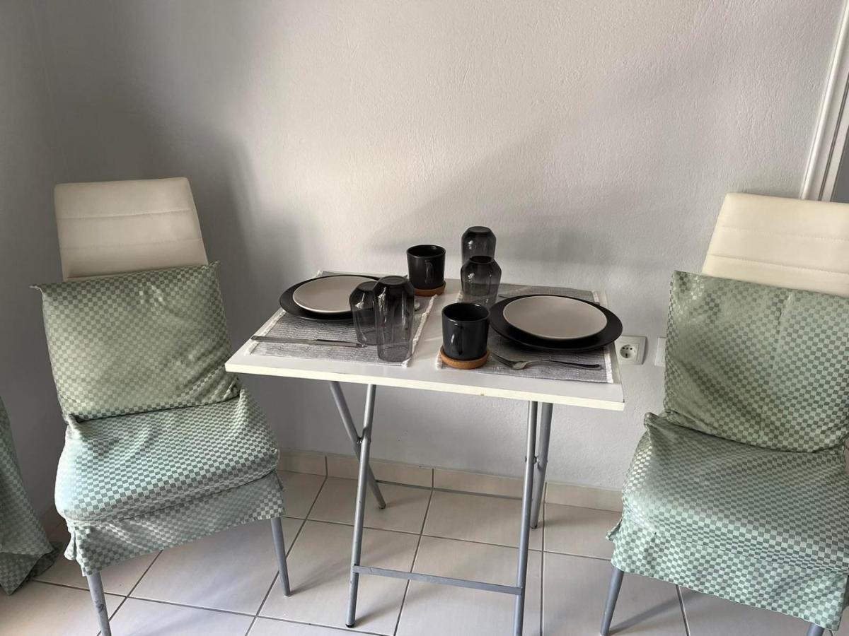 ארטמידה Sea View Apartments Near Athens Airport 02 מראה חיצוני תמונה