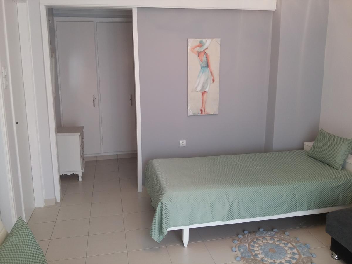ארטמידה Sea View Apartments Near Athens Airport 02 מראה חיצוני תמונה